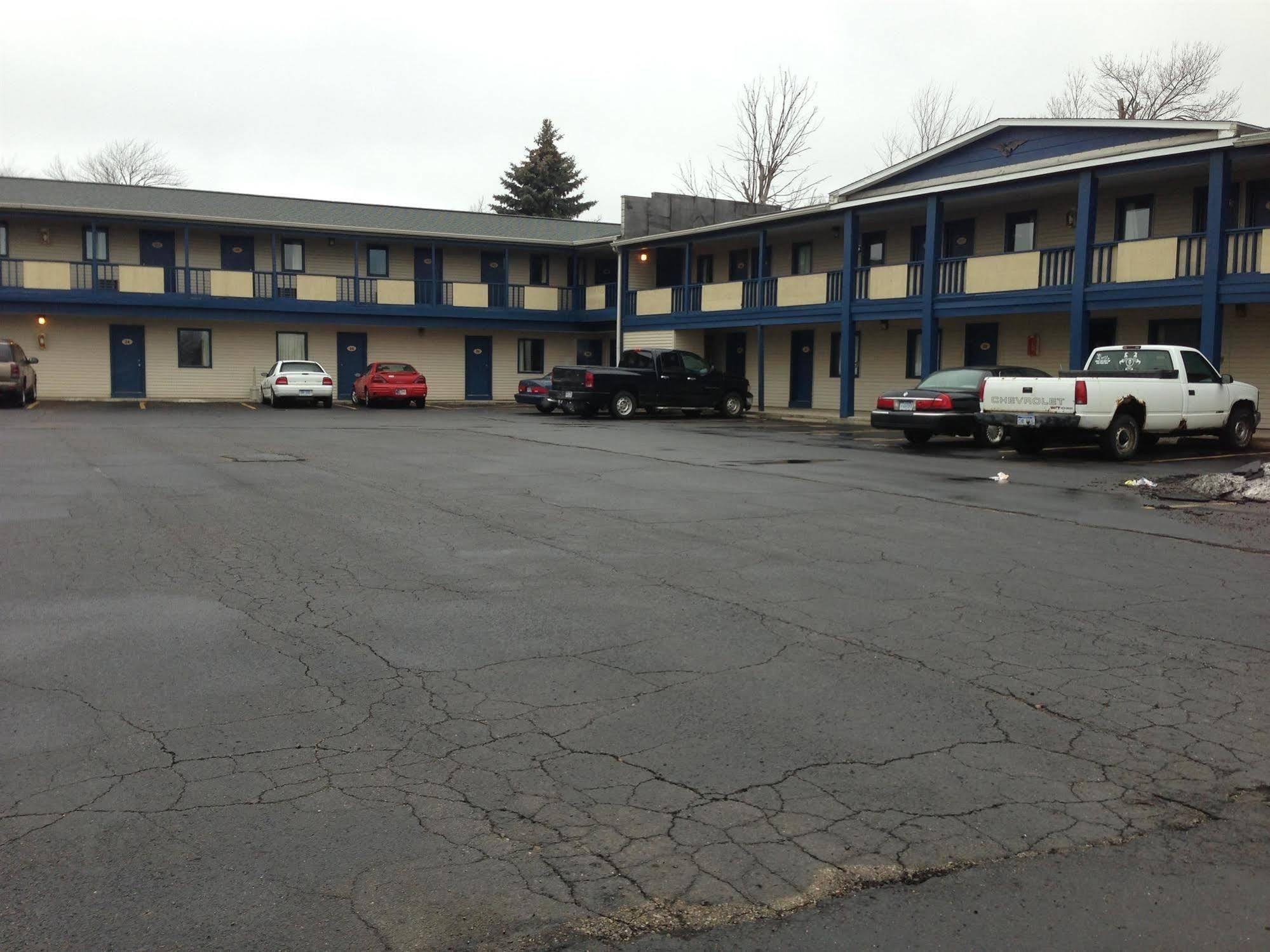 Cadet Motor Inn - Coldwater Exterior foto